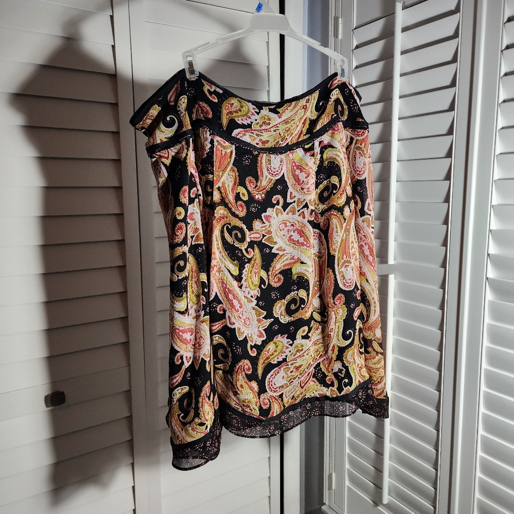 Jones New York Black and Pink Paisley Midi Skirt
